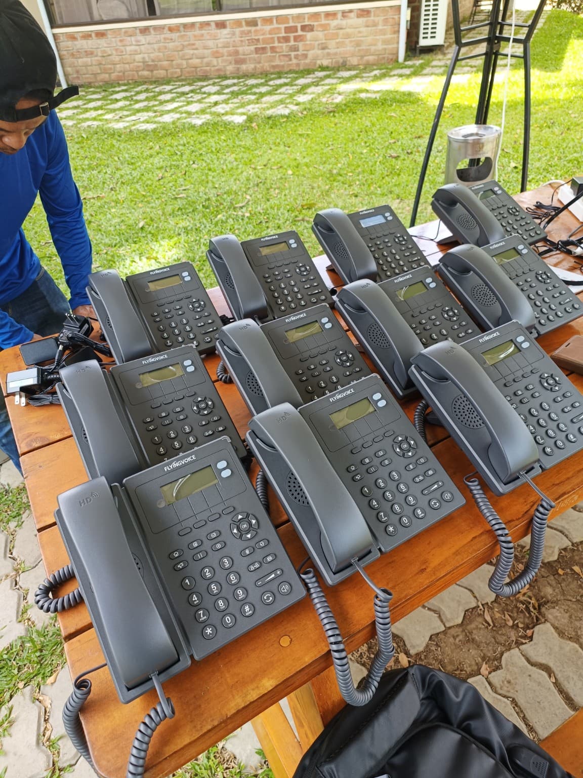 Arranged IP telephones for connected communications deployment